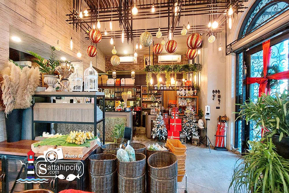 sattahipcity cafe at sea sattahip 02 03