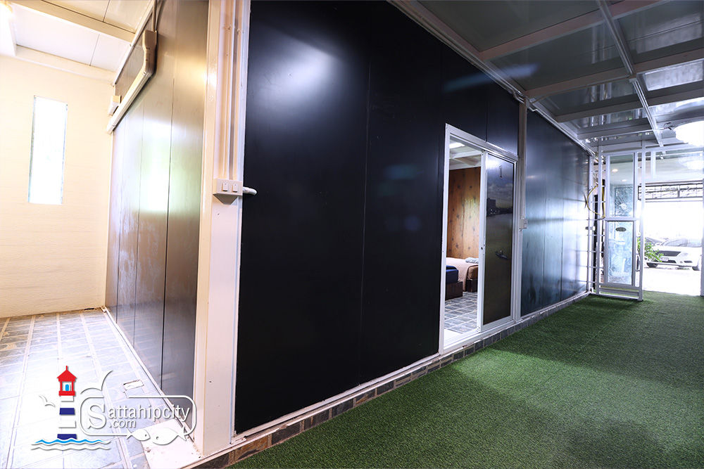 bangsary poolvilla slider karaoke sattahip 06 009 4