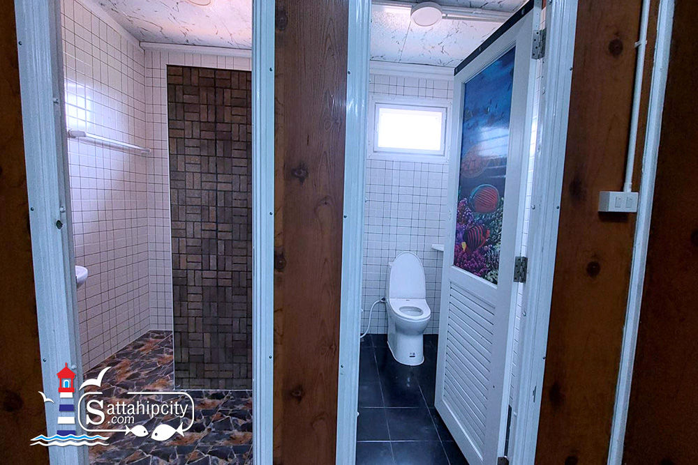 bangsary poolvilla slider karaoke sattahip 05 004