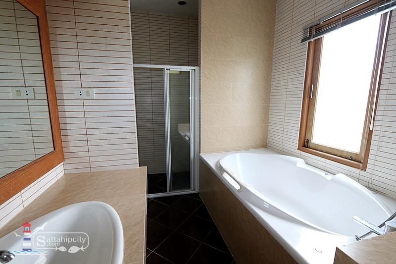lerbeach 02 poolvilla bangsaray 80