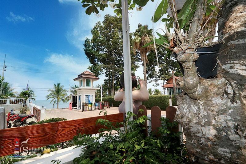 บ้านริมหาดบางเสร่ มองเห็นวิวทะเล