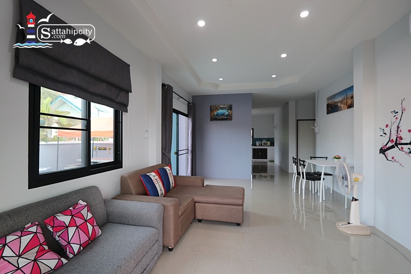 sattahip pollvilla S8 004